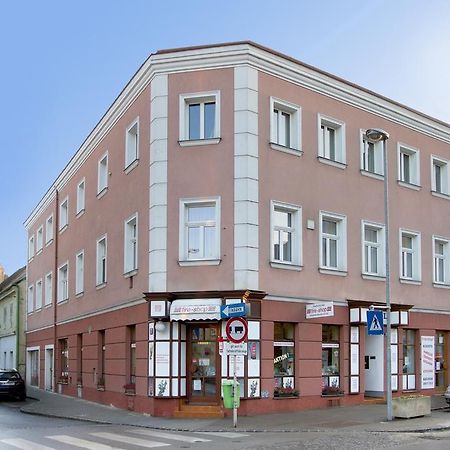 Hotel Zur Sonne Korneuburg Exteriör bild