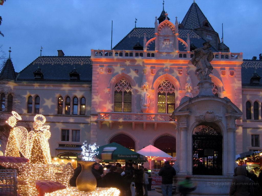 Hotel Zur Sonne Korneuburg Exteriör bild